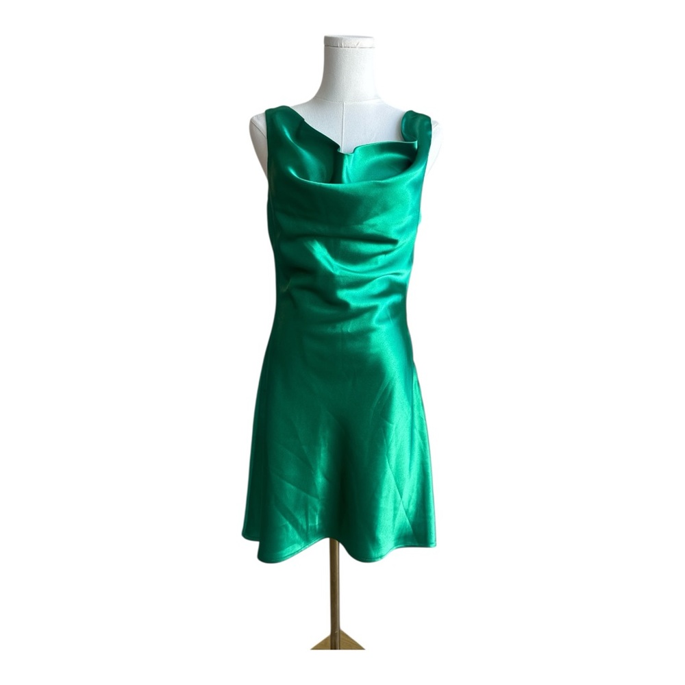 SFC13 Emerald green satin cowl neck dress size medium